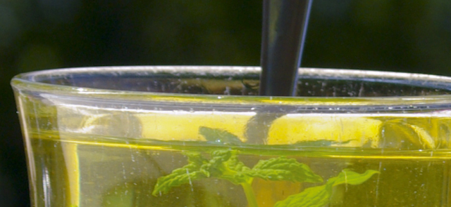 Zielona herbata „maskuje” stosowanie dopingu hormonalnego