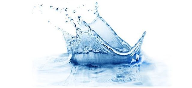 Czy picie dużych ilości wody oczyszcza organizm z toksyn?