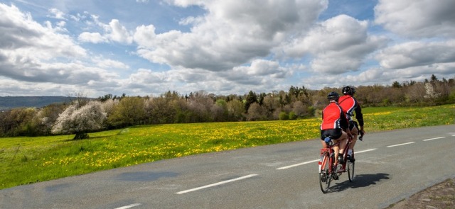 Wakacyjna wyprawa rowerowa – zaplanuj podróż