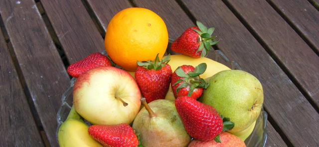 Naturalne blokery estrogenu zawarte w owocach i warzywach