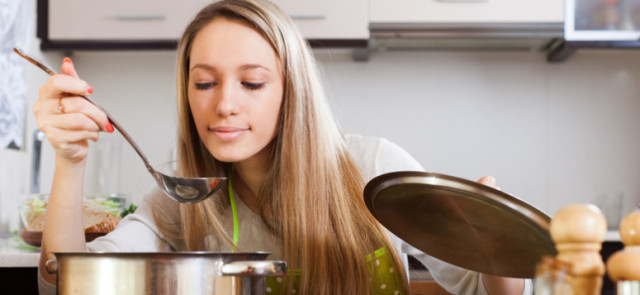 Jak ugotować zdrową zupę? Praktyczne wskazówki