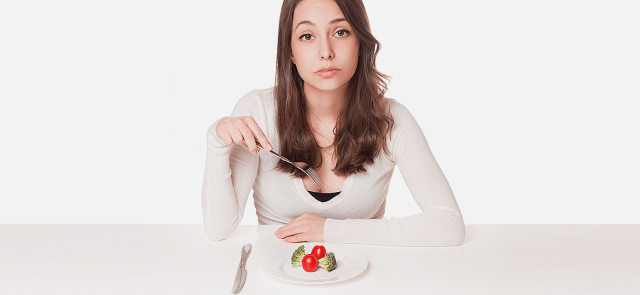 Co dzieje się, gdy jesz za mało?