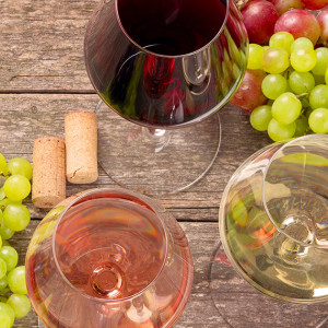 Wino w diecie - rodzaje, wady, zalety. Ile kalorii ma wino?