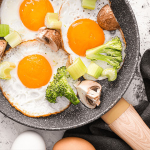 Spożywanie jajek na śniadanie może wspomóc odchudzanie