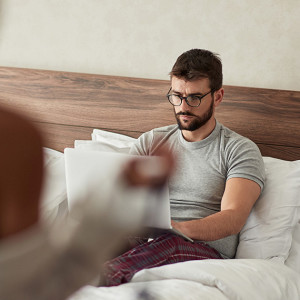 Niskie libido i kiepska forma w łóżku – czy to normalne u panów pod koniec odchudzania?