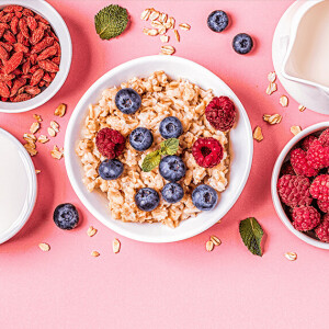 Co dodać do owsianki, by była zdrowsza i smaczniejsza?