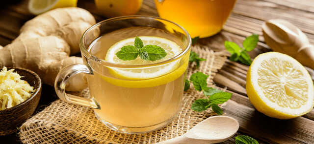 Czy cytryna w herbacie szkodzi?