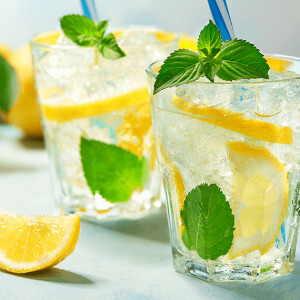 Co zrobić, żeby woda miała smak?