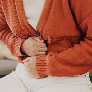 Jak odróżnić objawy perimenopauzy od objawów PMS?